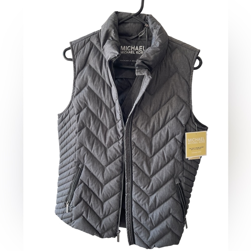 Michael KORS vest, women’s size Medium. Gray.